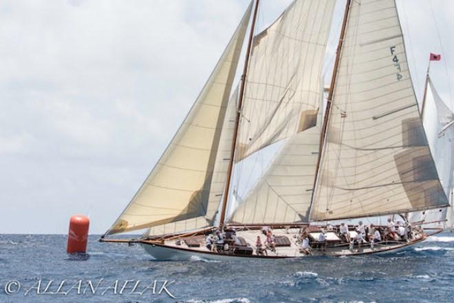 Classic race - 2015 Antigua Classic Yacht Regatta © Allan Aflak